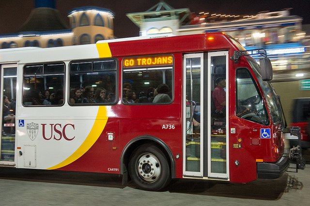OA Tip: Looking for something to do this weekend? On Fridays &amp; Saturdays, take a free shuttle from <a href="/USC/">USC</a> to <a href="/LALIVE/">L.A. LIVE</a>. bit.ly/2jsnih5