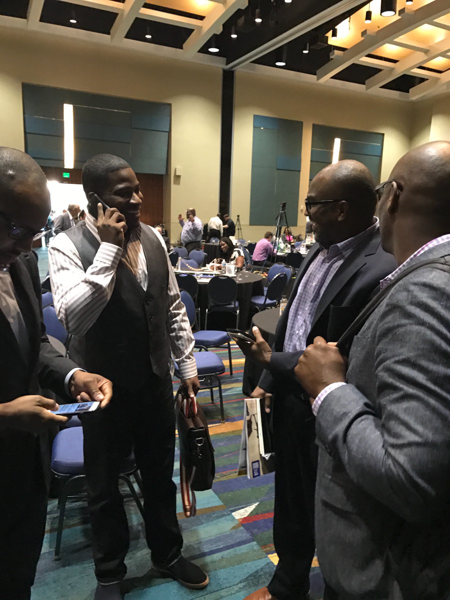 DrDebbieLMFT's tweet photo. Lots of love &amp; laughs today! #MBKPBC #MBK #RaceToEquitySummit #LifeMatters @cscpbc https://t.co/itYR6eUWu7