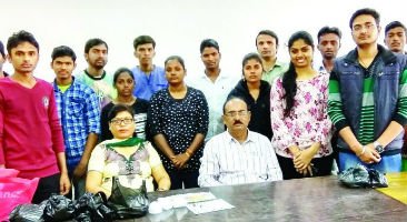 BizLEDMagazine's tweet photo. NIT students make low cost LED bulbs, train villagers to make them
https://t.co/keloJn9r4r
#BizLED #LEDMagazine #LEDLighting #LEDs https://t.co/wbzP2Tx2zM