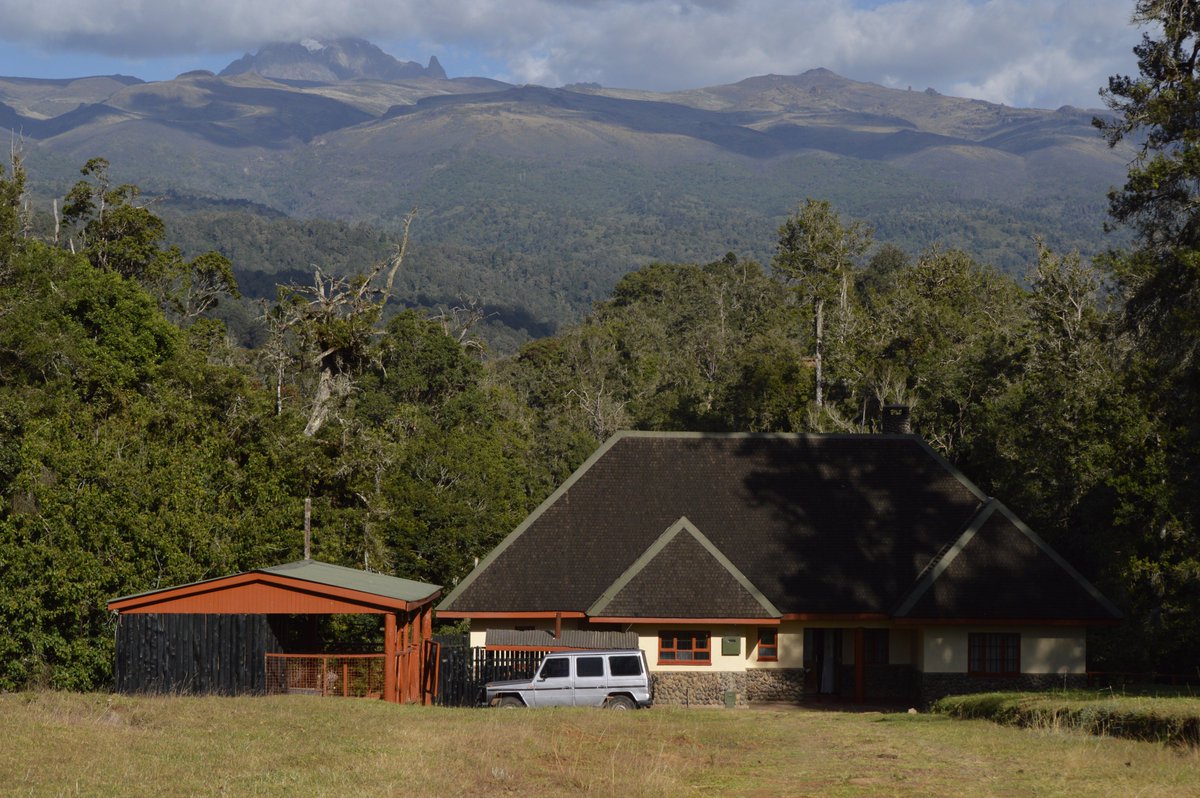 KWSKenya's tweet photo. Experience the excitement of staying in our Guest Houses and Bandas this Valentine's Day.#DiscoverKWSParks #LoveGoneWild #CelebrateAfrica https://t.co/S9UCor9S3T
