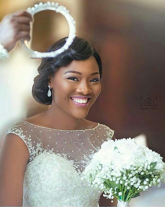 stringweddingng's tweet image. Happy #bride with a radiant smile. #regrann
@faajihub #stringmynaijawedding
#wedding #bridalinspiration