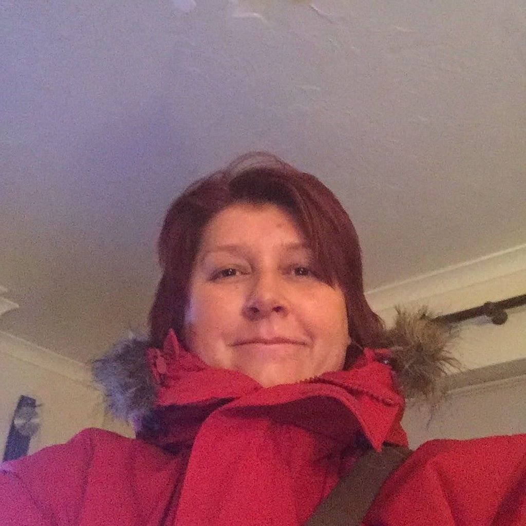 Notts_so_new's tweet photo. Heading out to #carboot ,need a #junk fix. https://t.co/tZgmRWyYnA