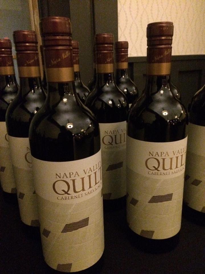 AuroraInnOhio's tweet image. Fourth Course: Thyme &amp;amp; garlic roasted Filet Mignon w/wild mushroom gratin &amp;amp; potato coins paired w/Quilt Cabernet. #aurorainnohio #winedinner