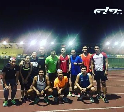 biohunt17's tweet photo. Great training session last night with the crew.. #repost #fitph #tracksesh #24x400 #greatcompany #run https://t.co/RmbfTJf9nK