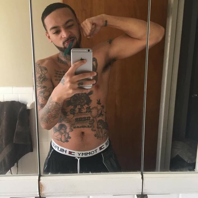 Still got heart eyes for you😍😍😍🙄 https://t.co/axWporzzGY<a href="/tag/mytwitteranniversary"class="tags"><span>#mytwitteranniversary</span></a>