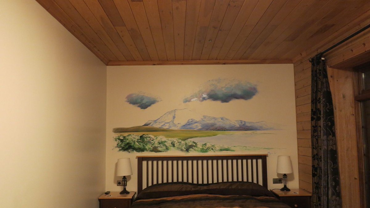 A hidden treasure in the beautiful South Icelandic countryside. via <a href="/nsdestinations/">North Star Destinations</a> buff.ly/2kPjlGh