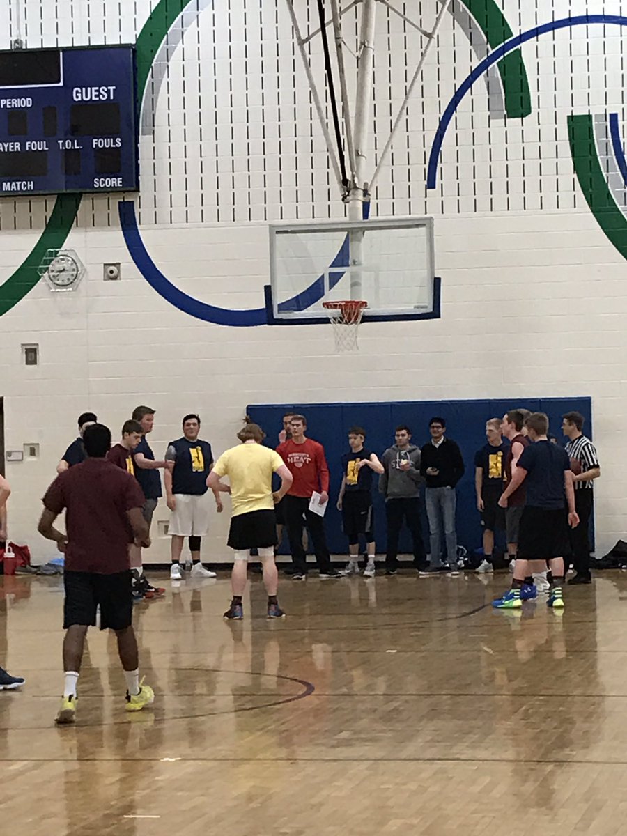 IIOVeagan's tweet photo. joshua drucker with a free throw https://t.co/iJfk7MpgSf