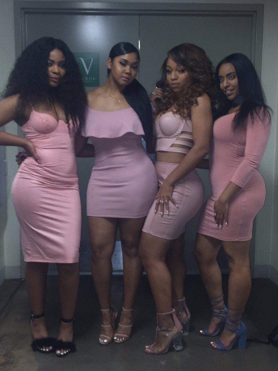 TR_TheGeneral's tweet photo. Yoh yoh 😳 RT @Karmenalexis: #BuildABae2k17 💕☺️ https://t.co/0j7foI8gEI