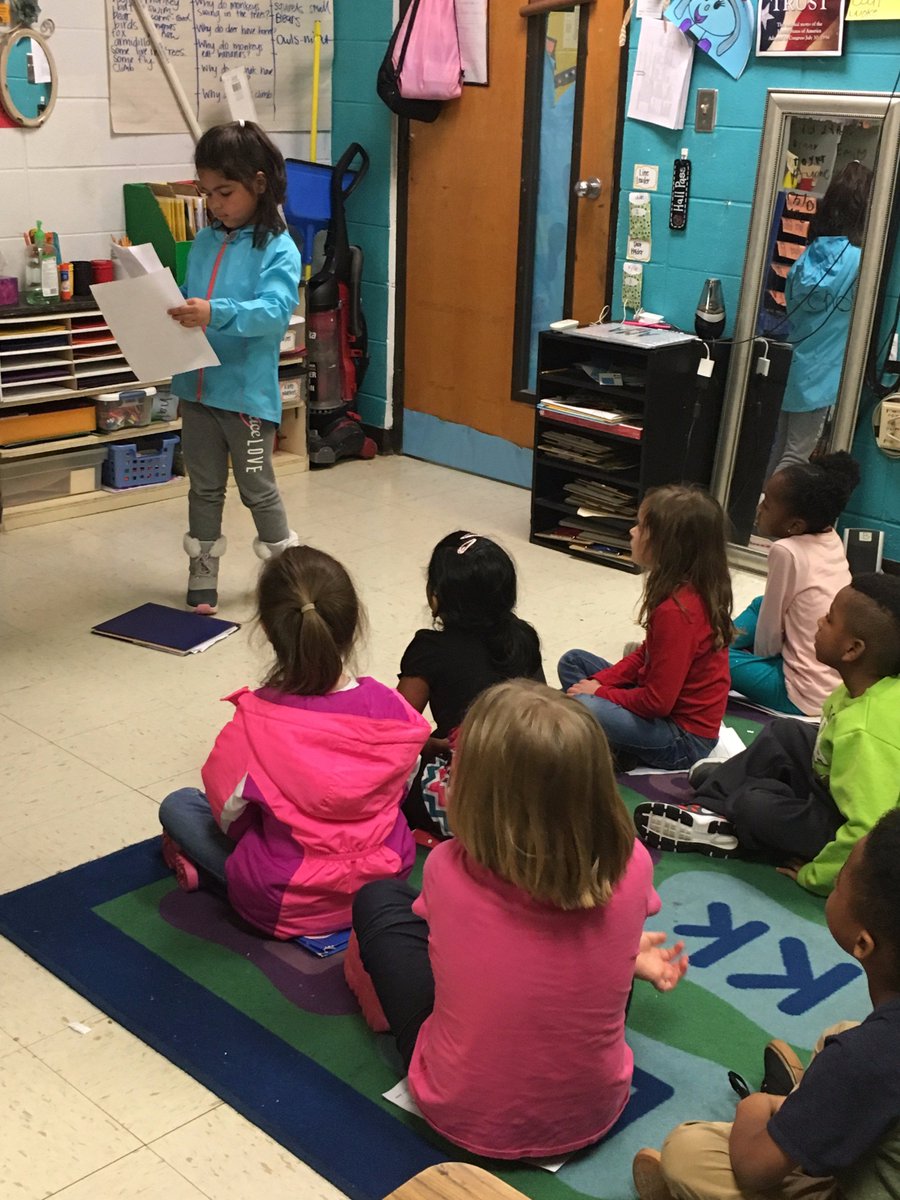 ap_hollis's tweet photo. Share time & #peerdiscussions are favorite times in WW! #talkingbubble #peer2peer #happyclassroom @AllisonAkerMc https://t.co/FdY7GNyDGR