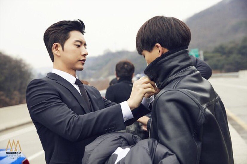 C4MQnZbWYAAQM0K.jpg:large