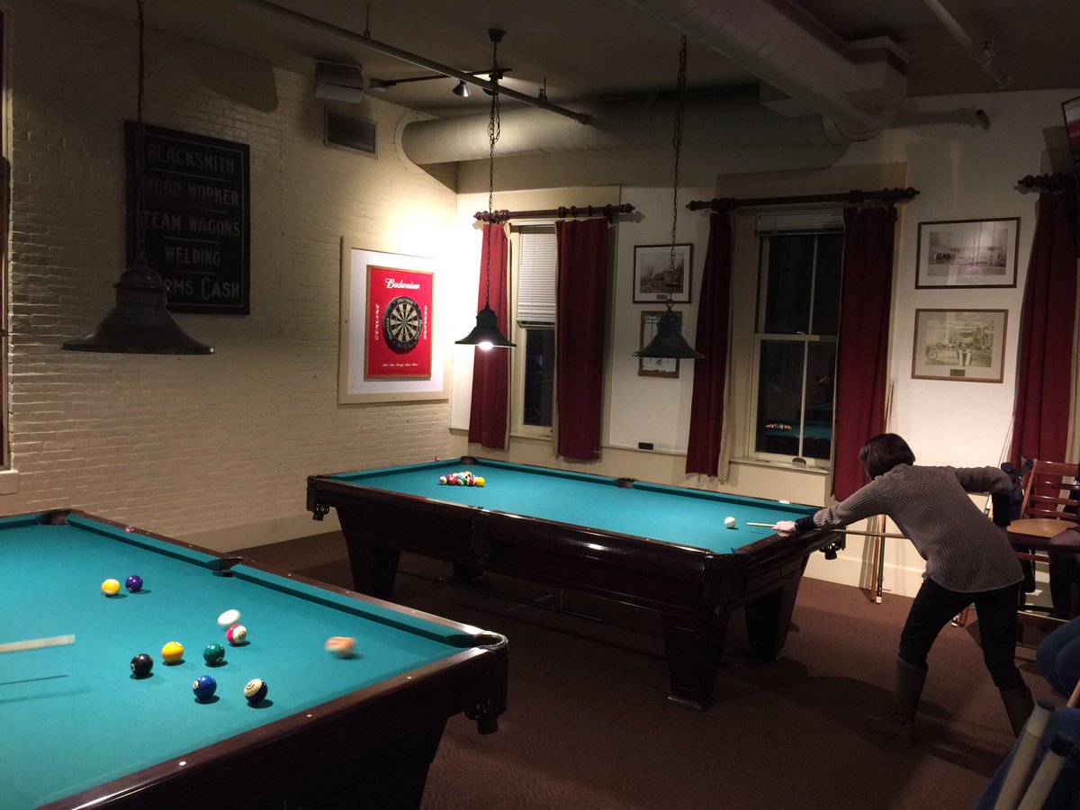 pmaynard2014's tweet photo. GD "Sharks" Fun night with our own Pool Stars @AudraKaplan &amp; Betty R. https://t.co/ylNlAud54A