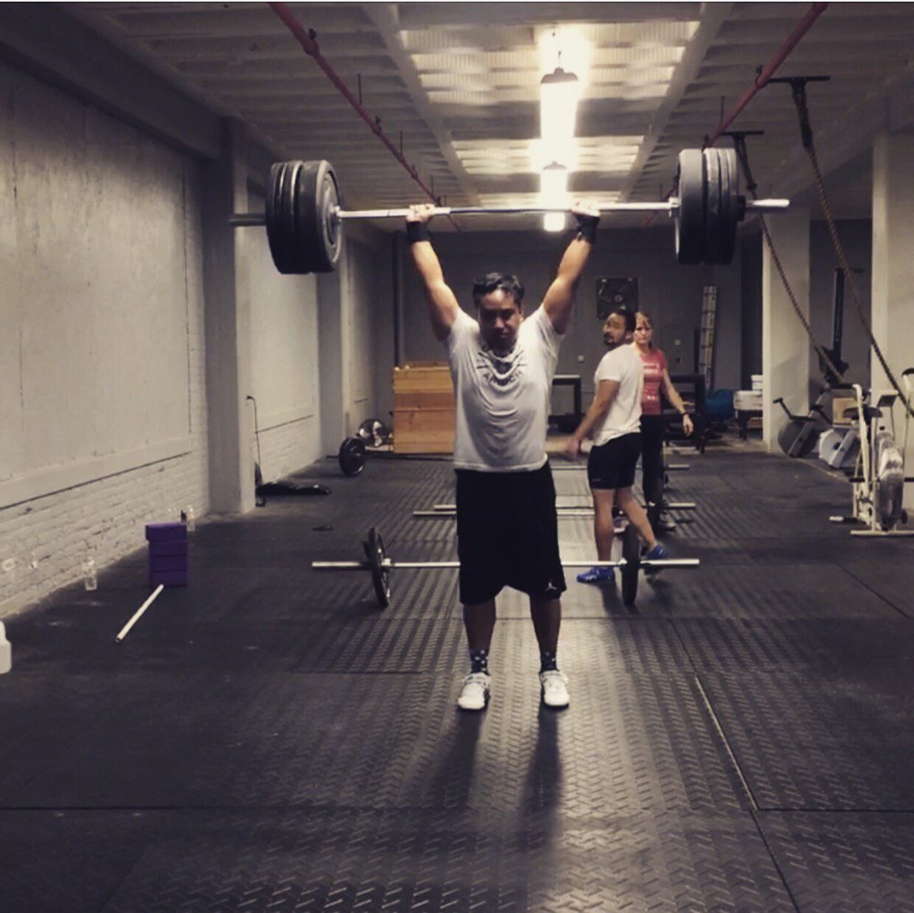 ry_zon23's tweet photo. The only way is up 🏋🏿 #LockOut #Jerks #EarnedNotGiven #EarthFed https://t.co/vXxUlP9YsJ