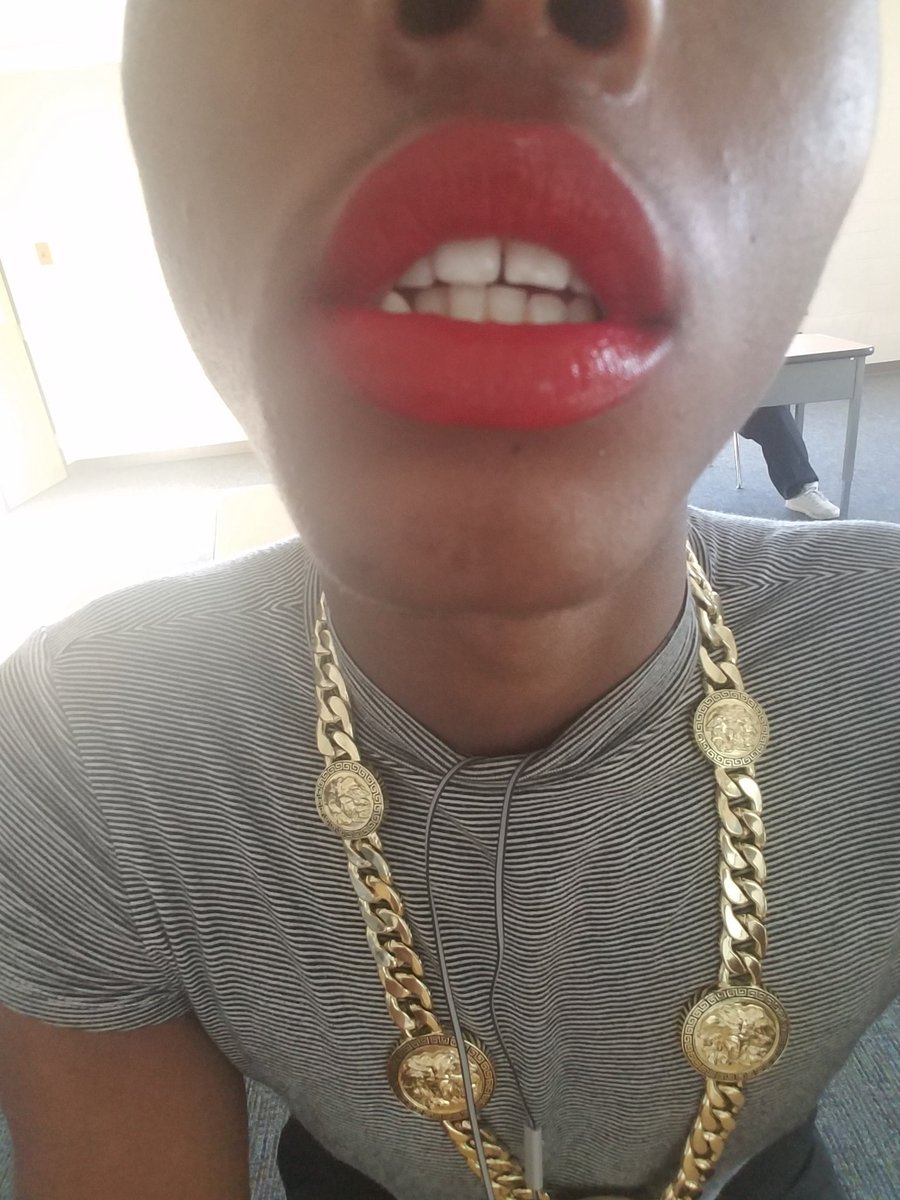 Mboyaisontwitte's tweet photo. 💋👀😍🎶😏💦💝

#lipsonfleek 
#SOMBOYA 
#EXPLICIT 
#CONTENT https://t.co/qJhbRjTVxL