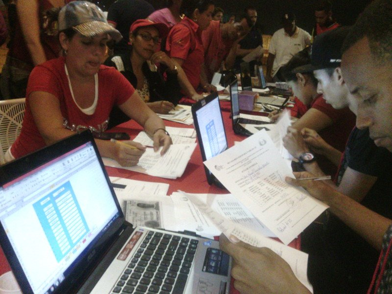 abrebrechacom's tweet photo. @dcabellor #3AñosConElMazoDando Jornadas socialistas de #MiCasaBienEquipada llegan a hogares Varguenses gracias a Chavez:Margarita Rodriguez https://t.co/p9e9k5qBdM