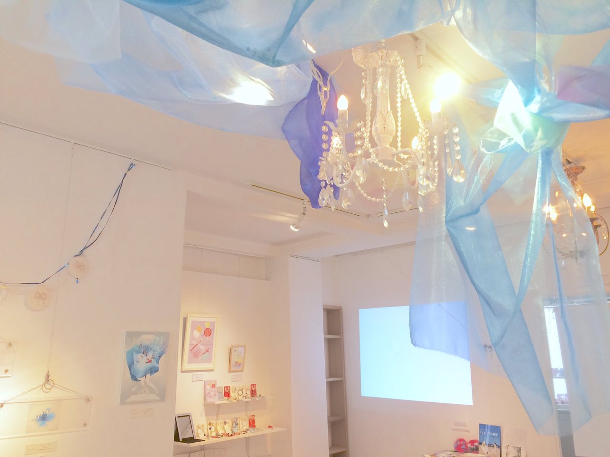 kaokao_kikaku's tweet photo. ネオンテトラのためいき展、オープンしました🌟
会期はついに明日2月10日(金)17:00まで😿
深海をイメージした空間で、あなただけのきらめきを見つけてくださいね💓🐠
皆さまのお越しをお待ちしています😌 https://t.co/Cw4RSqvQwx