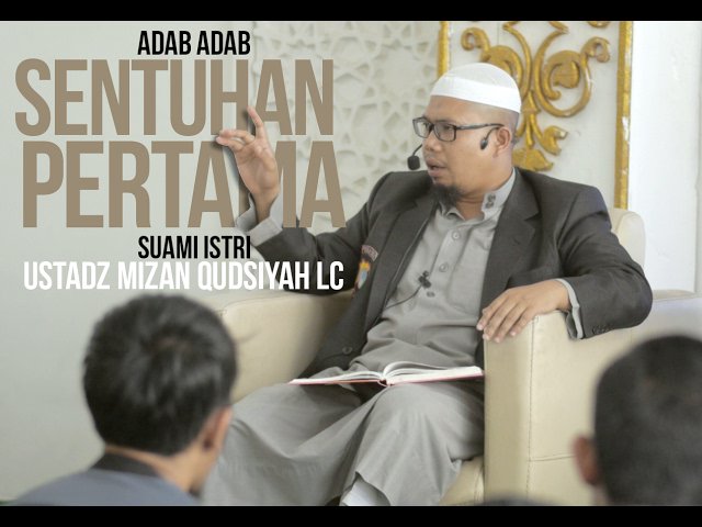 Video: Kajian Daurah Cinta Sesi 2 – “Sentuhan Pertama”
Read more: thestrangersalghuroba.com/4513-sentuhan-…