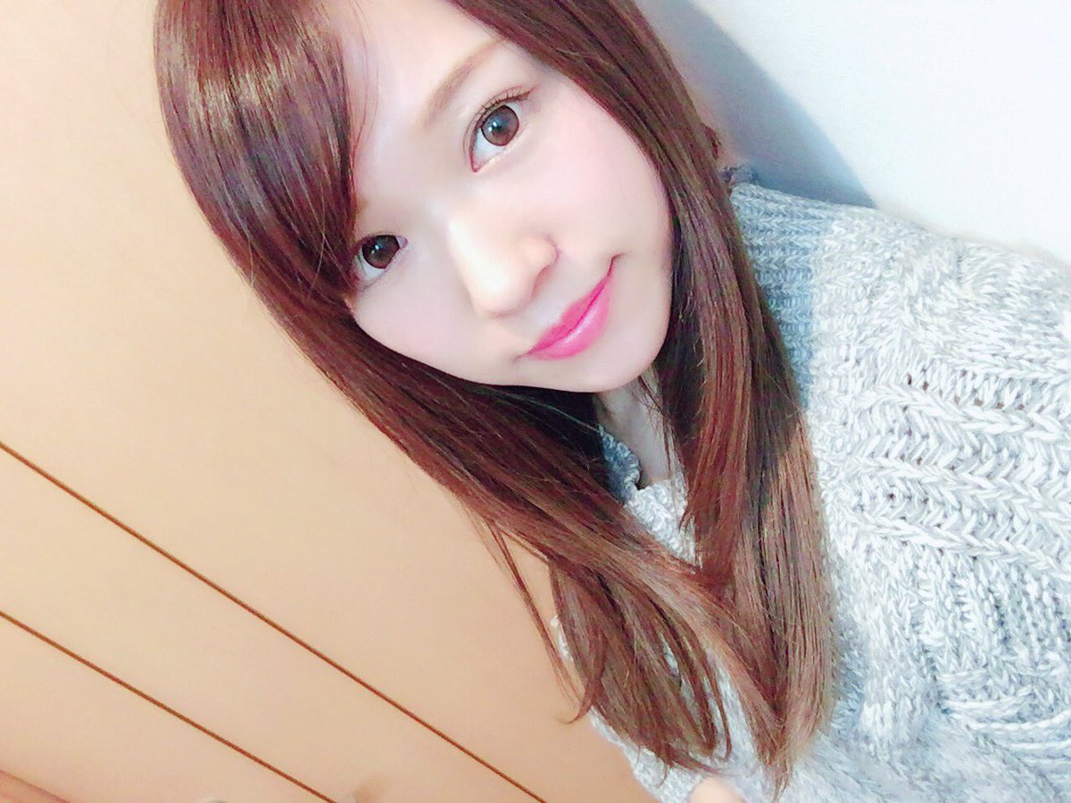 yuuka_mielxx's tweet photo. 💜new hair color💇🏼💜
ちょっと光が黄色くてわかりにくいけどパープルアッシュ〜😊💜
ランウェイ歩くときライトで艶が出るように紫を入れました！
本番が楽しみです💜はやく皆様にお会いしたい💜

✡️https://t.co/DmSS95CHSK

#ミスオブサークル https://t.co/ro9pWfxR0a