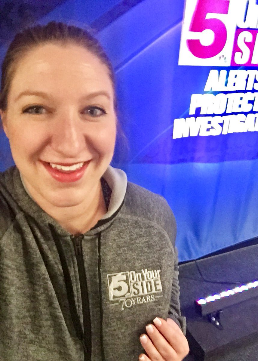 jeaniesmithstl's tweet photo. fun day celebrating @ksdknews' anniversary! I feel blessed to be a small part of the station's history ✋🏻☝🏻#5is70 https://t.co/WRDLdAcTbc