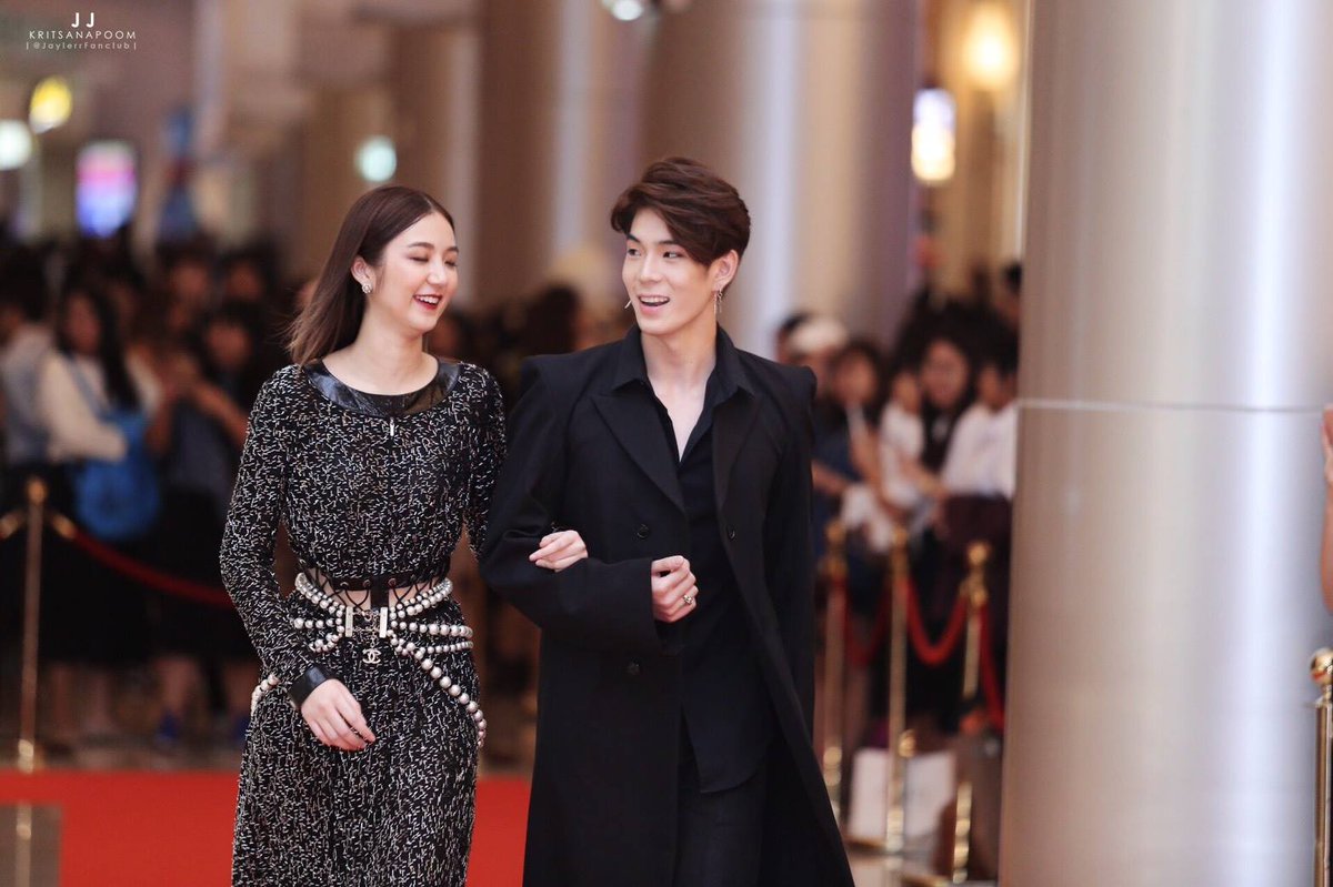 beathefan's tweet photo. lovely couple @JJksnp @THANAERNG https://t.co/DkjU2azdfe