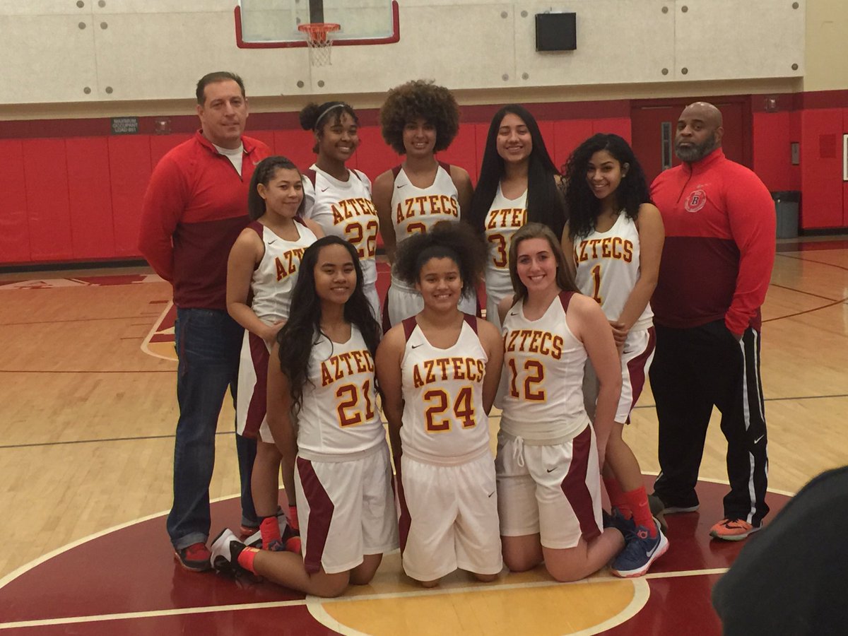 BartsowHSWBHC's tweet photo. Desert Sky League Champions! Great Job Lady Aztecs!!! https://t.co/A3mHqZHzc8