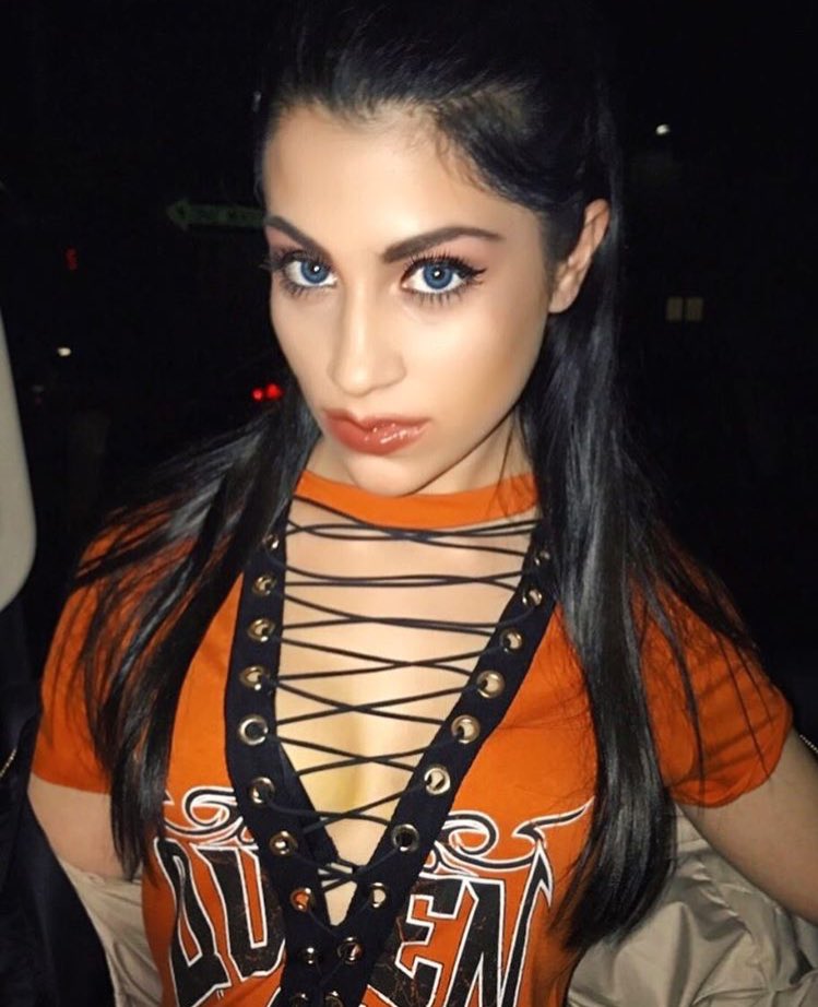 Niki_Gabi22's tweet image. @alexdemarrr @nikidemar @gabcake OMFG U GUYS R SUCH HOTTIES