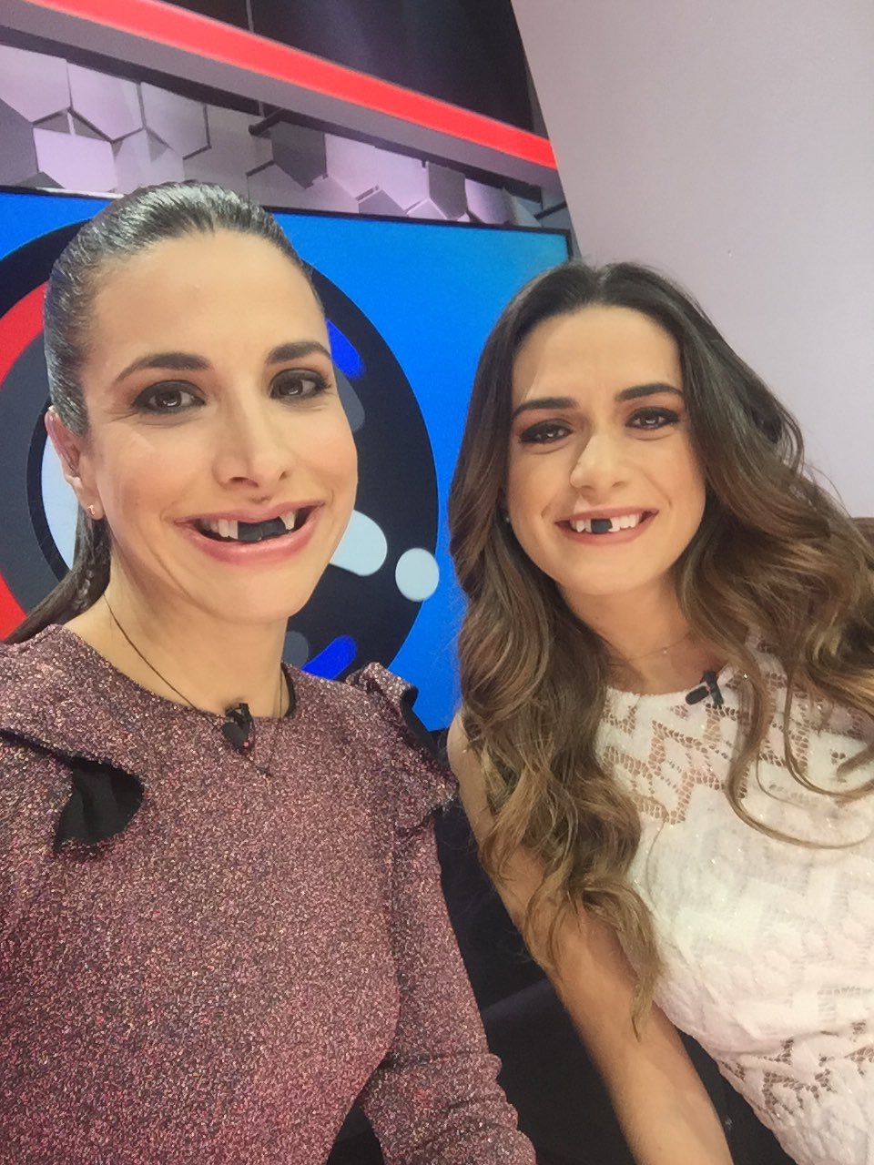 Verónica Toussaint on Twitter "Queremos agradecerles MarianaVDL y yo