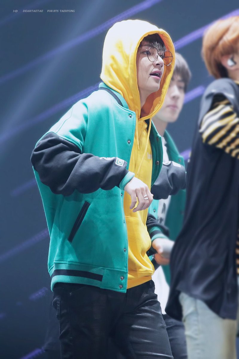 taehyungpic's tweet photo. https://t.co/lkyHRvJog1