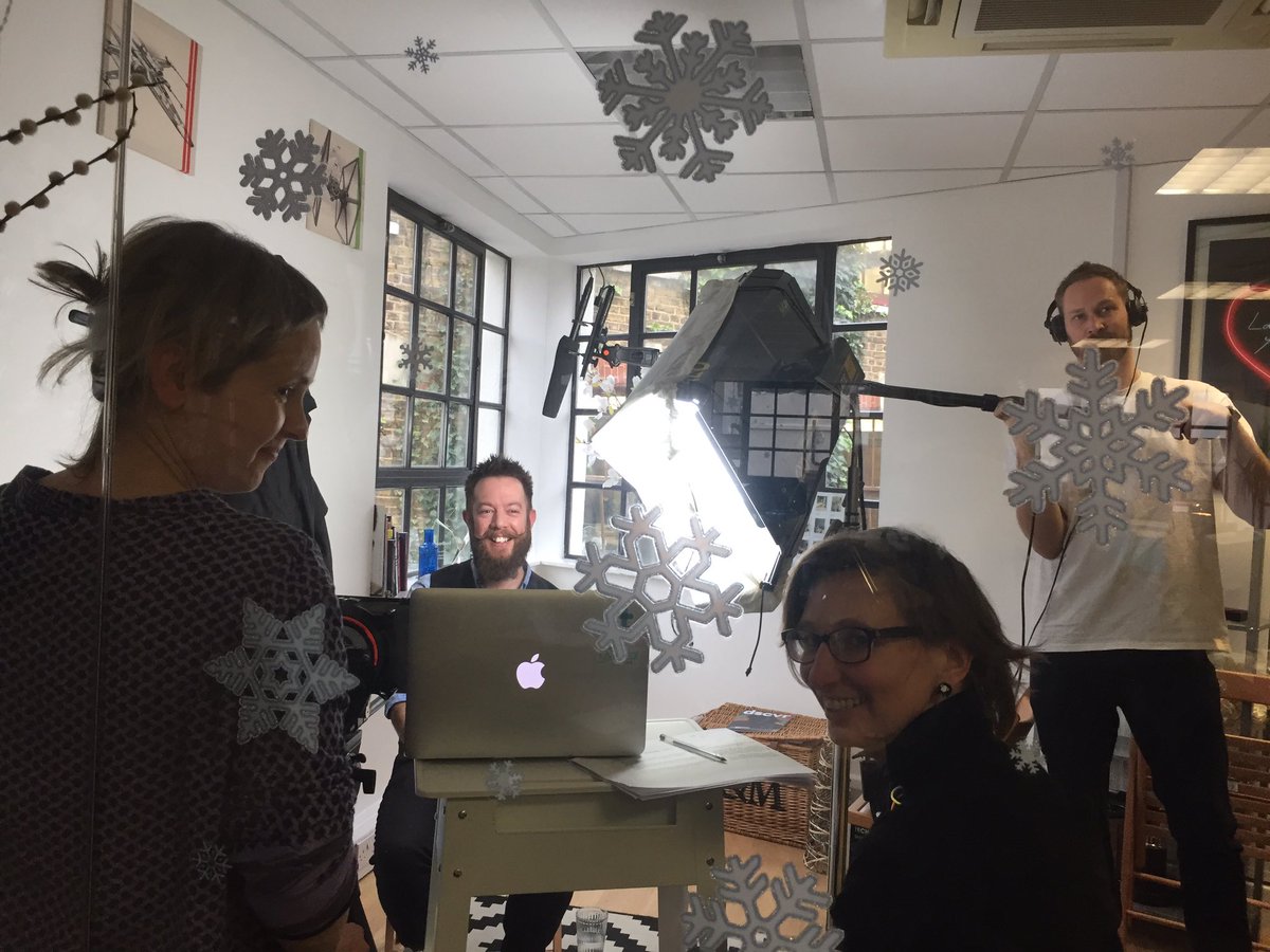 Ed_Ascanio's tweet photo. Looks like @davestarling takes to fame like a duck to water 😁What are they up to..? https://t.co/3zNpBn9KYA