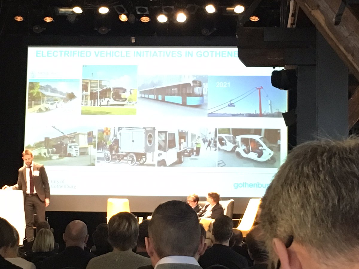 MoveAbout_Swe's tweet photo. Per Österström på #BRG berättar på #NEVS2017 om Göteborgs hållbara transportinitiativ, som Move About #elbilspooler! #elbilspool #elbil #GBG https://t.co/GJs3Xy0Psh
