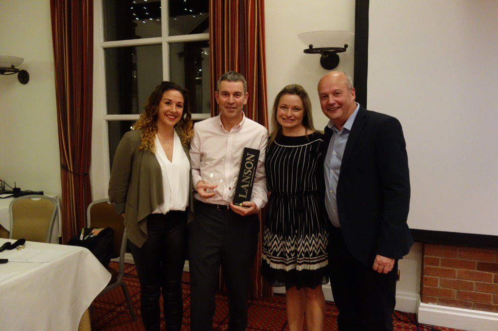 RexRural's tweet photo. Andrew glover of Rural finance receiving the award for broker of the year from John cooper of BNP Paribas https://t.co/0mr89dqdyO
