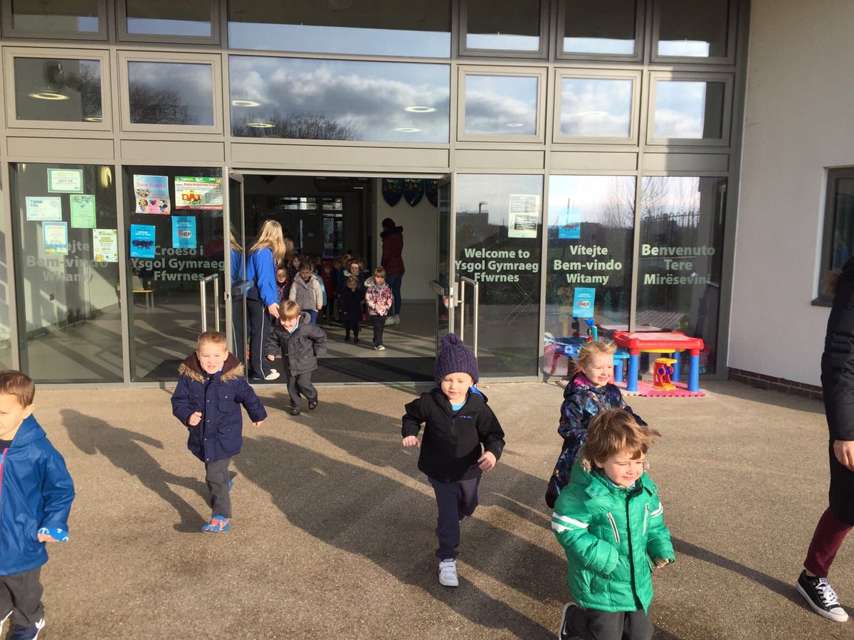 Ysgol Ffwrnes tweet media