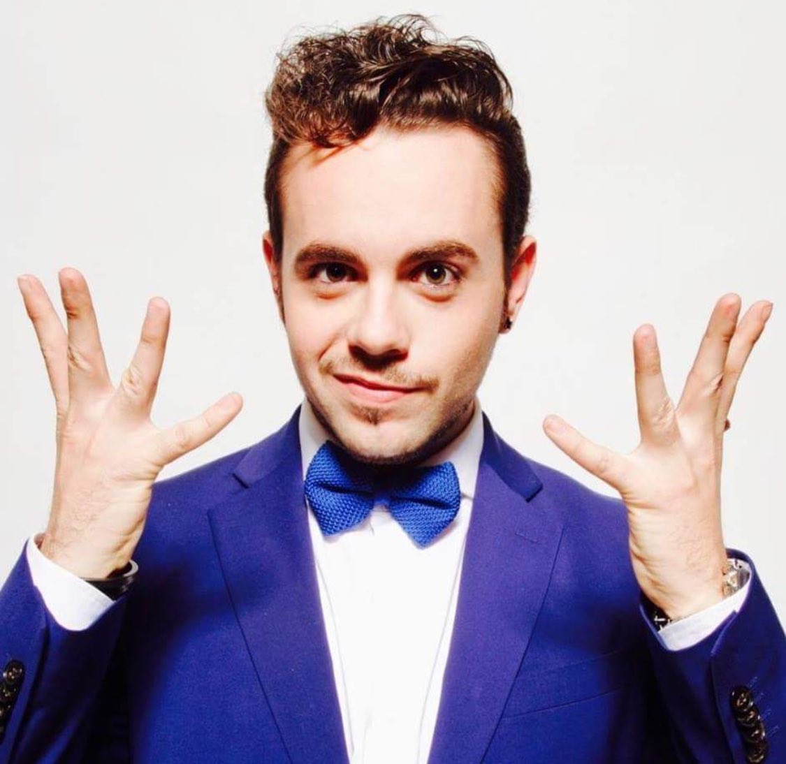 Diumenge 12h a <a href="/teatredelraval/">Teatre del Raval</a> <a href="/magiajunior/">Magia Junior</a> amb <a href="/MagicMarin/">Mag Marín</a> info i reserves magiajunior.com 🎩💥🐇