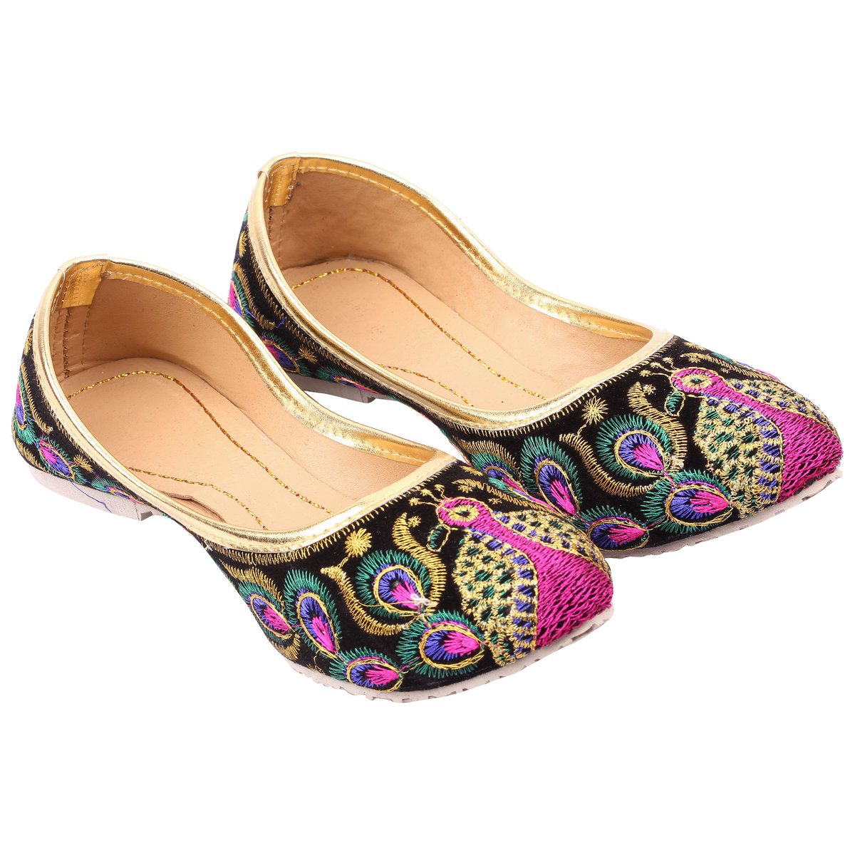 fireboltecom's tweet photo. Firebolt Ecommerce Solutions presents latest product photoshoot of women Footwears. https://t.co/7rHSywcV2E