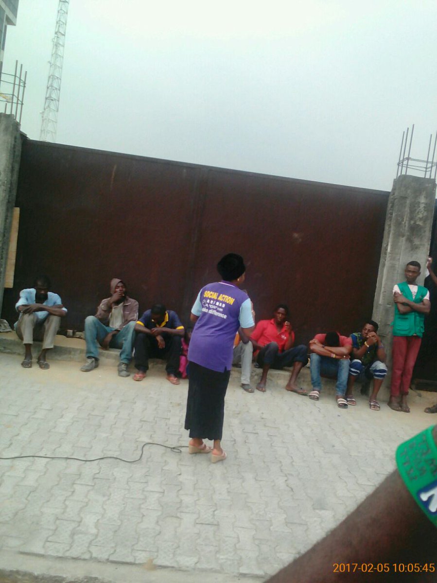 funmidee10's tweet photo. Every little help counts. Sunday 05Feb on the Island in #LagosNigeria. Sharing the love of #Christ with the #LessPrivilege. Lets help.... https://t.co/NnAwAVOX8v