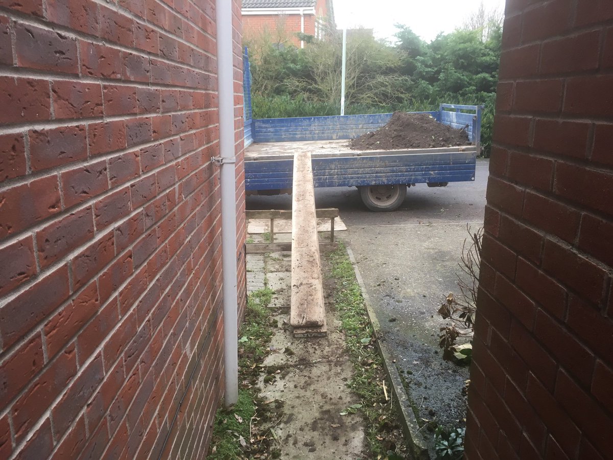 michaelpjays's tweet photo. @MarshallsReg The hard preparation now starts! Dig off the whole garden and disposing of the soil #sweatinginthecold https://t.co/s5ZFyh89co