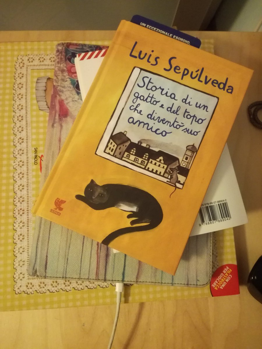 erykaluna's tweet photo. Lasciare andare, aspettarsi fiduciosi, ritrovarsi, dare spazio alla libertà: una ricetta per i legami. #twtopogatto/02 https://t.co/DaCtE9T2ZQ