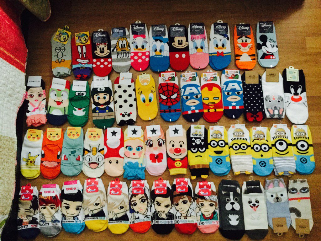 literaturebells's tweet photo. More socks #toomany #cartoonsocks #fromkorea https://t.co/eDLddBSz1x