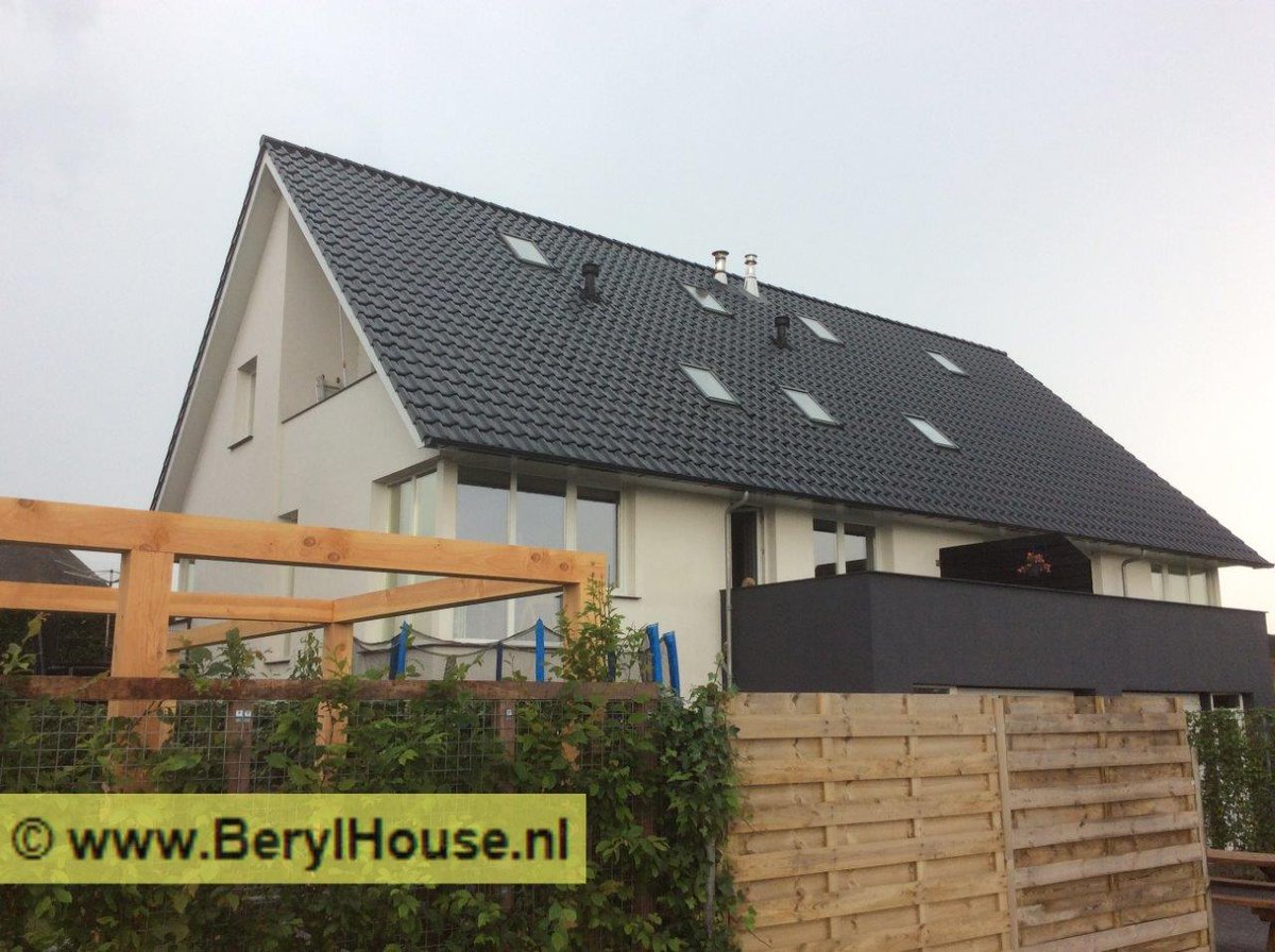 Beryl House tweet media