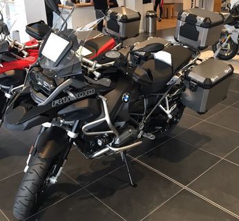 MerseyPolice's tweet photo. Appeal for witnesses after a motorbike was stolen following a burglary in Southport on Monday, please call 101. https://t.co/UxMPRI4oKN https://t.co/wJ9q1OaqR8
