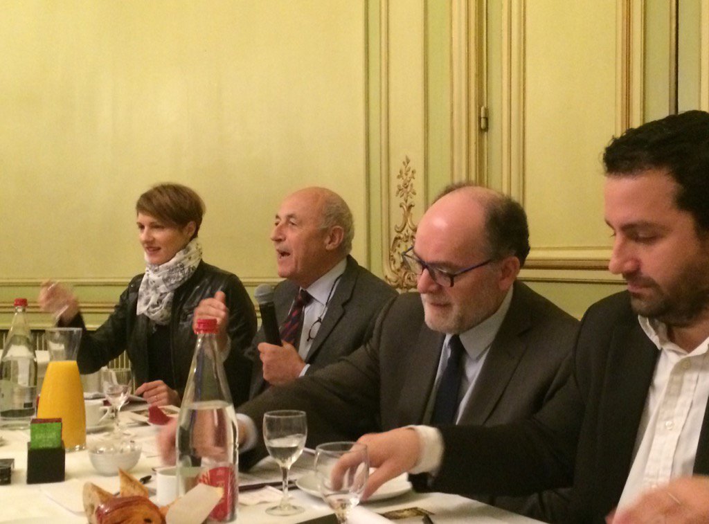 Klesia's tweet photo. Merci @ChaireTDTE et JH Lorenzi pour la qualité des débats👋 cc @Anact_ @gerardsebaoun #QVT https://t.co/r5p5aKkNsQ