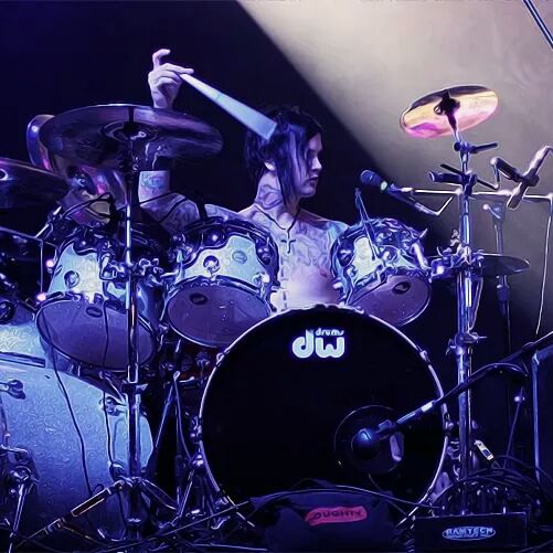 Se estivesse vivo, The Rev completaria 36 anos neste dia.
Happy Birthday, James Owen Sullivan! 