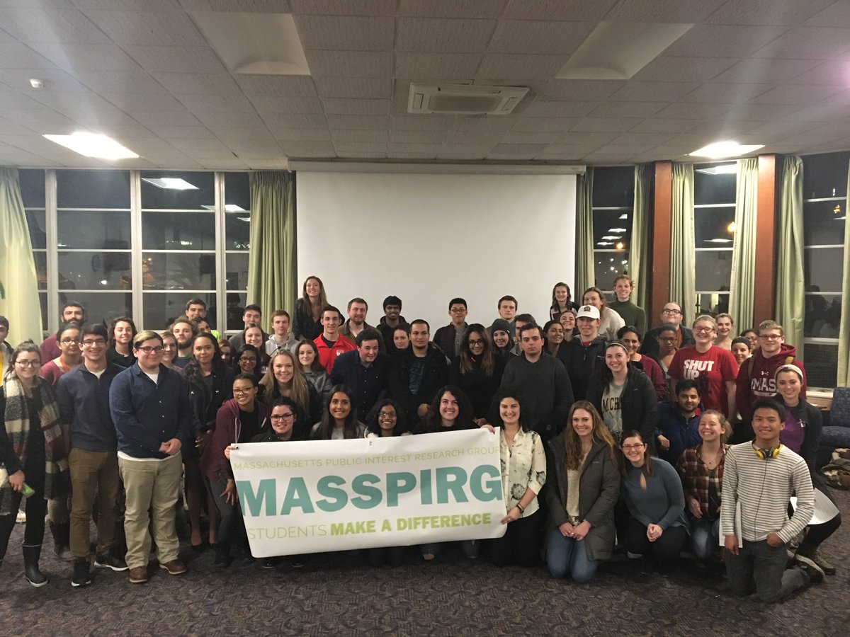 umamasspirg's tweet photo. Thank you to everybody who turned out for our kick-off last night! Now it's time to get to work. #MASSPIRG https://t.co/EPvuDM5nDg