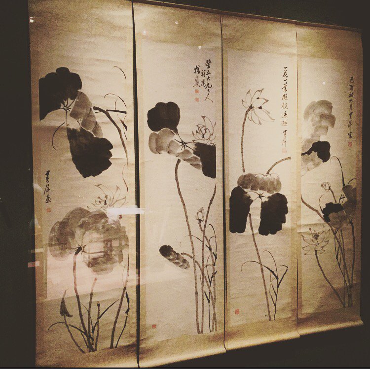 NerR1's tweet photo. A beautiful exhibition of chinese paintings on @AmgueddfaCymru #cardiff. Worth a visit. On until 23 April. #art https://t.co/02dciQot87
