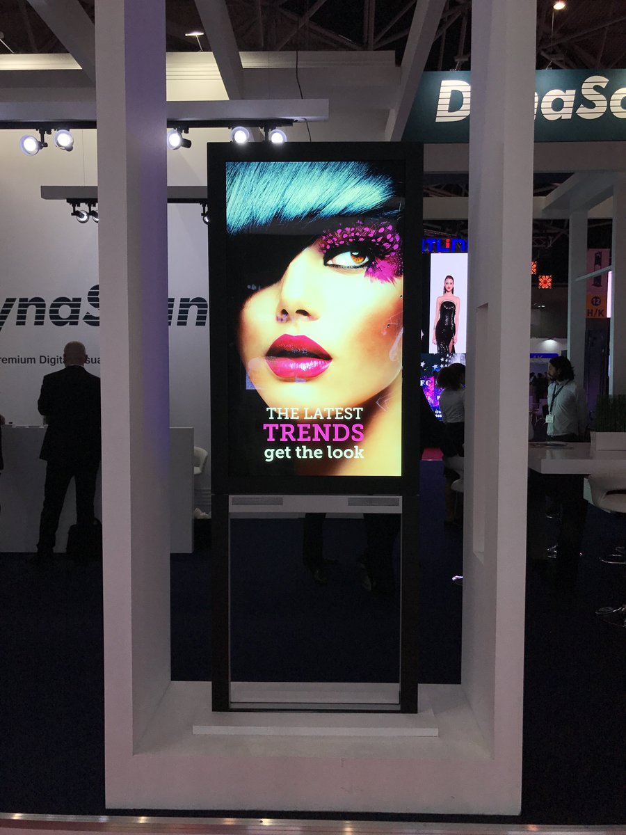 DynamicView's tweet photo. Écrans haute luminosité #ISE2017 #Amsterdam #affichagedynamique #DynamicView #digital #Digitalsignage #screen @ISE_Show https://t.co/f5QXiIAcex