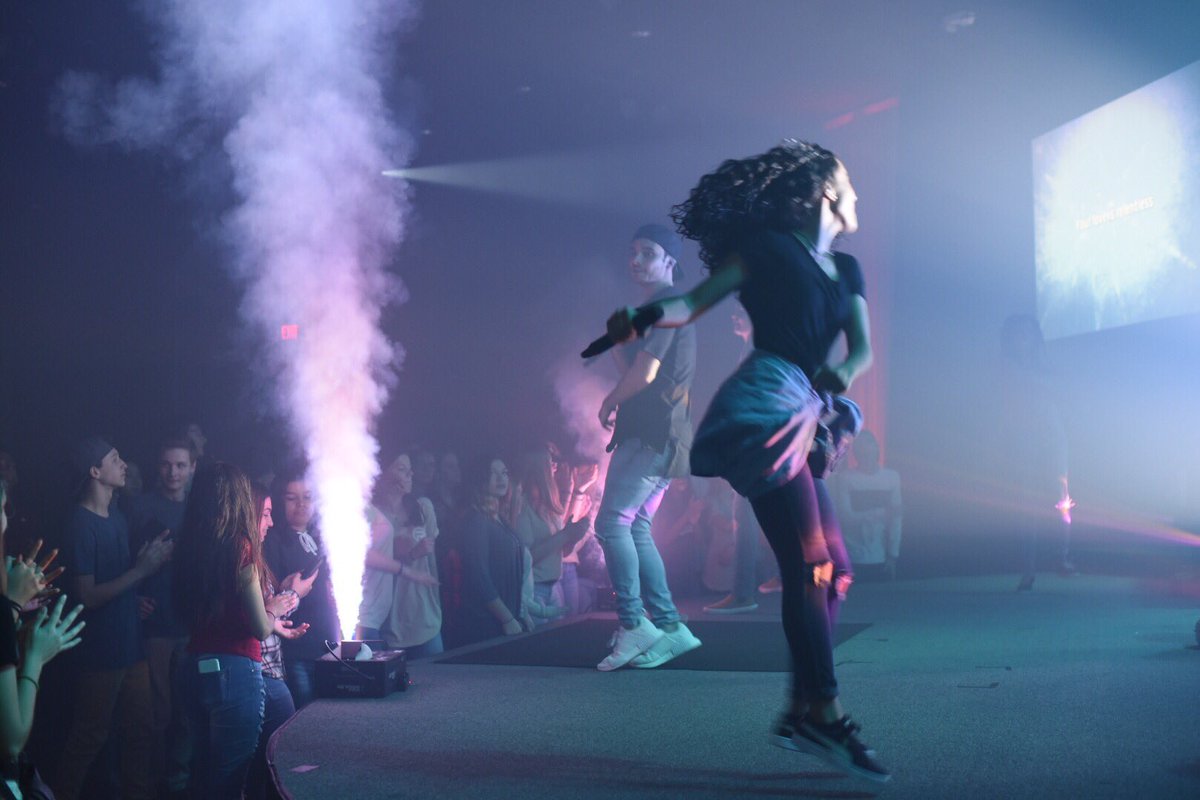 rtlworship's tweet photo. this is what you missed at #RemixLive last night...

love worshipping with @reMIXstudents 🙌 https://t.co/BecrnJMFoX