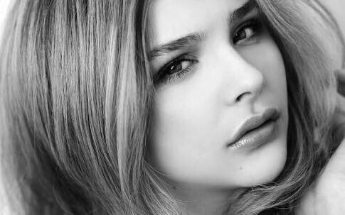 Happy Birthday Chloë Grace Moretz 