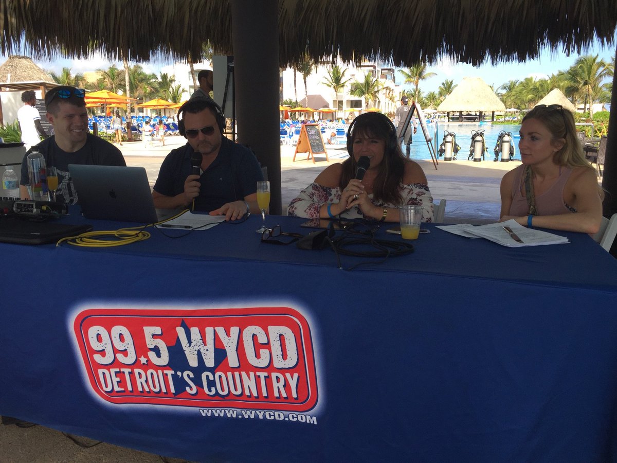 WycdMornings's tweet photo. Thanks to @Lo_calhoun for joining @RachaelWYCD &amp; @Stevegrunwald at the @HRHPuntaCana! She won with us! Have fun! https://t.co/LXWjURFWq1