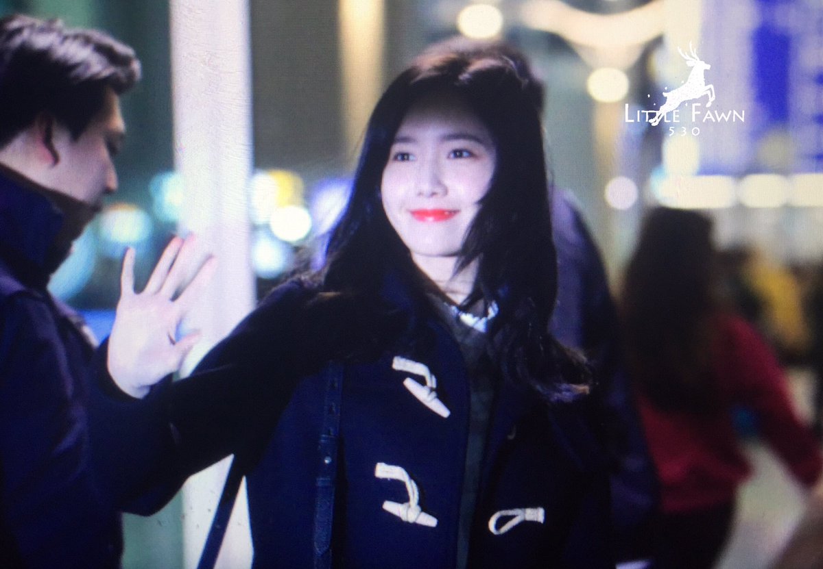 LittleFawn530's tweet photo. #윤아 170209 인천출국 윤아 프리뷰2 https://t.co/IOrNG1gKNL