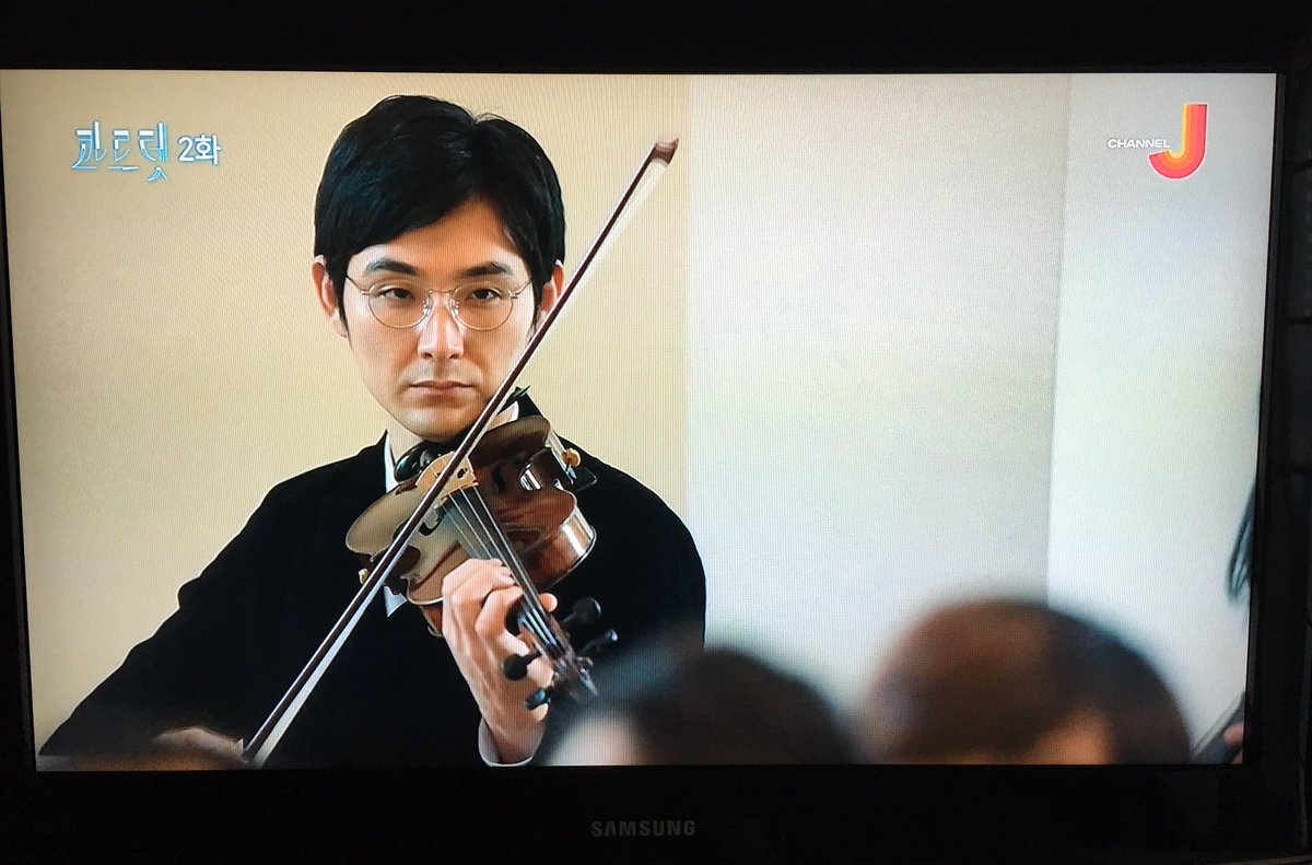 이 드라마가 내게는 응답하라 시리즈와 같다. #X 야 그렇다쳐도 #Speed 노래가 반가울 줄이야. #콰르텟 #カルテット 잘 보면 #松田龍平 #마츠다류헤이...