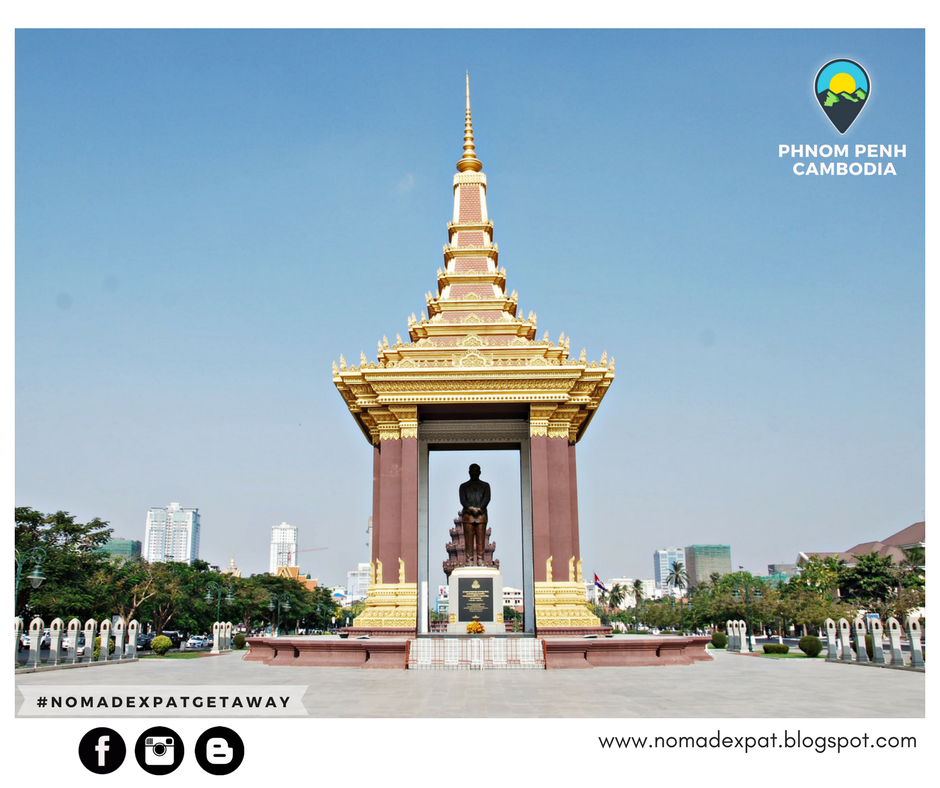 NomadExpatBlog's tweet photo. Cambodia's late King Norodom Sihanouk's Statue! ❣️ #NomadExpatBlogspot #KingNorodomSihanouk #NomadExpatGetaway #DigitalNomad #ExpatLifestyle https://t.co/f4XjBfzJA8